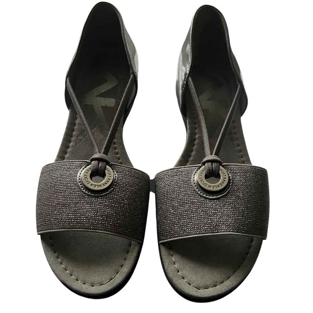 ANNE KLEIN SHOES, Women’s Size 6.5, Pewter Gray / Metallic “Kameko” Sandals, NEW
